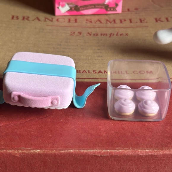 Toptoy Cinnamoroll Cinnamon Rolls Sweet Gift Figure Blind Box Sanrio - Picture 2 of 14